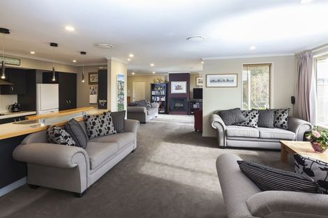 Photo of property in 5 Village Lane, Halswell, Christchurch, 8025