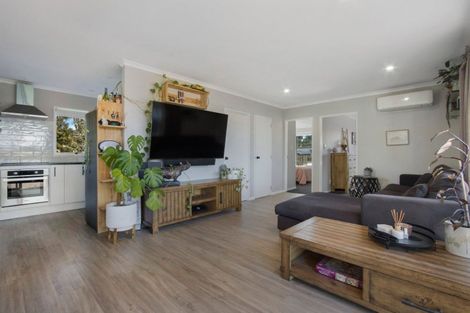 Photo of property in 37 Sutton Road, Te Horo, Otaki, 5582