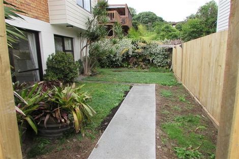 Photo of property in 38 Archers Road, Glenfield, Auckland, 0629