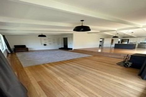 Photo of property in 52 Peter Terrace, Castor Bay, Auckland, 0620