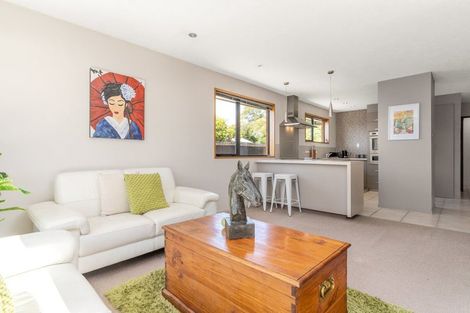 Photo of property in 75 Apsley Drive, Avonhead, Christchurch, 8042