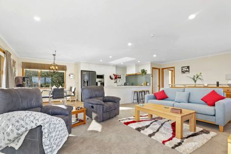 Photo of property in 2/31 Kurupae Road, Hilltop, Taupo, 3330