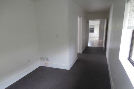 Photo of property in 3 Lonsdale Street, New Brighton, Christchurch, 8083