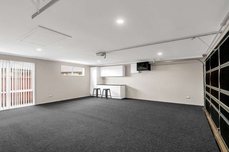 Photo of property in 11 Wai Place, One Tree Point, 0118