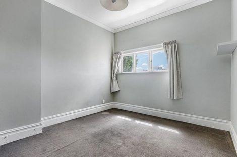 Photo of property in 17 Home Street, Mount Victoria, Wellington, 6011