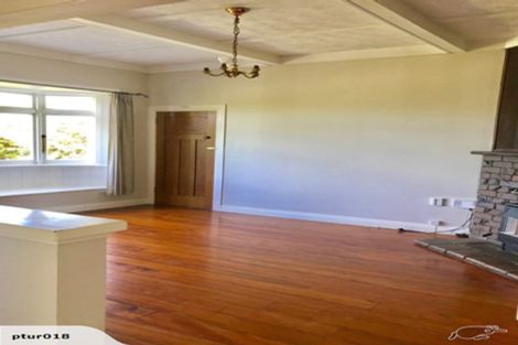 Photo of property in 21 Beatrix Street, Avondale, Auckland, 1026