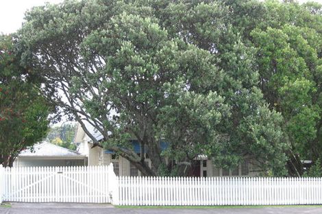 Photo of property in 171a Titirangi Road, New Lynn, Auckland, 0600