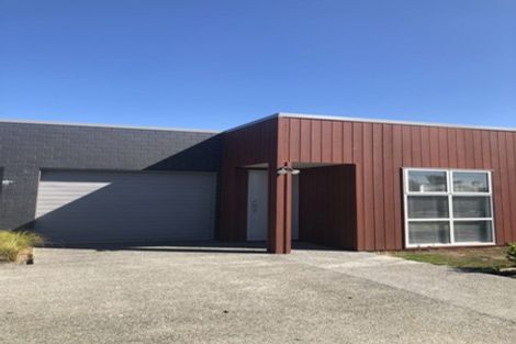 Photo of property in 4 Onukutara Place, Huntington, Hamilton, 3210