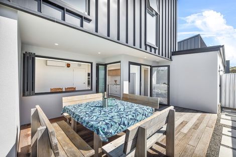 Photo of property in 163a Marine Parade, New Brighton, Christchurch, 8083