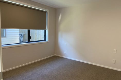 Photo of property in 33 Belt Road, Moturoa, New Plymouth, 4310