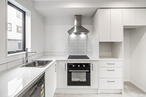 Photo of property in 13 Raupeti Lane, Henderson, Auckland, 0612