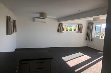 Photo of property in 48 Winston Street, Crofton Downs, Wellington, 6035