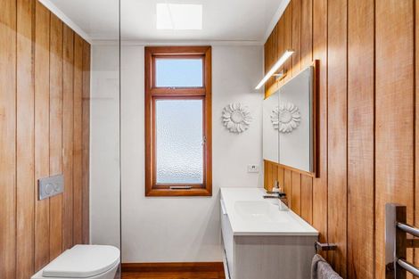 Photo of property in 6 Te Awa Avenue, Te Awa, Napier, 4110