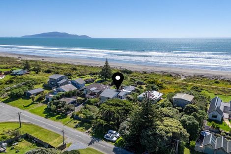 Photo of property in 57 Rodney Avenue, Te Horo Beach, Otaki, 5581