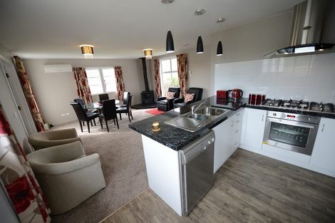 Photo of property in 11 Springfield Street, Balclutha, 9230