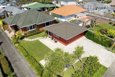 Photo of property in 90 Ridge Road, Howick, Auckland, 2014