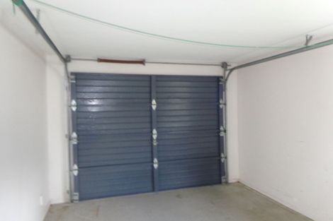 Photo of property in 17 Hassan Drive, Massey, Auckland, 0614