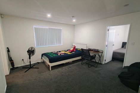 Photo of property in 12c Minaret Drive, Bucklands Beach, Auckland, 2014