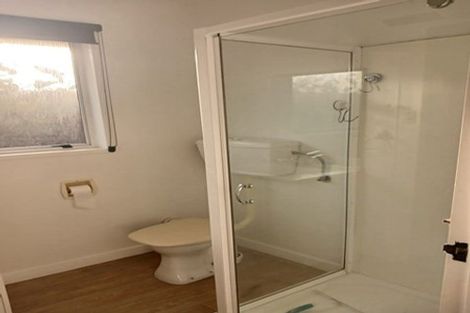 Photo of property in 11 Anaru Place, Awapuni, Palmerston North, 4412