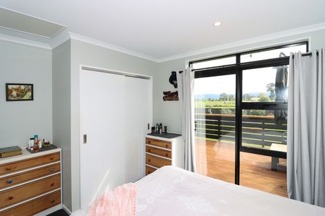 Photo of property in 359 Moreton Road, Parkvale, Carterton, 5792