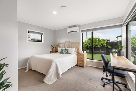 Photo of property in 34 Wyllie Road, Papatoetoe, Auckland, 2025