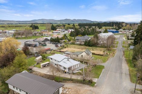 Photo of property in 20 Meadow Street, Lumsden, 9730