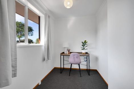 Photo of property in 12 Tui Place, Bell Block, New Plymouth, 4312