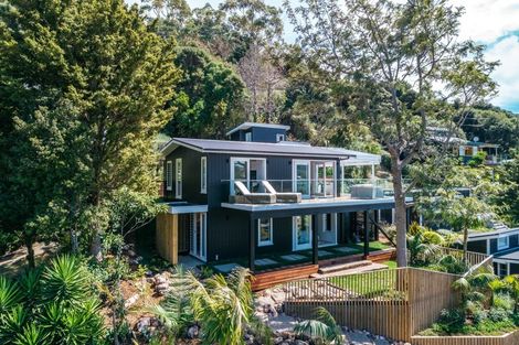 Photo of property in 31 Miro Road, Palm Beach, Waiheke Island, 1081