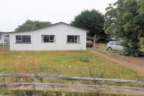 Photo of property in 10 Carlson Street, Dannevirke, 4930