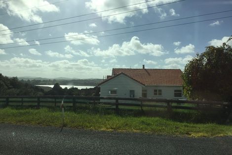 Photo of property in 237 Pahi Road, Pahi, Paparoa, 0571