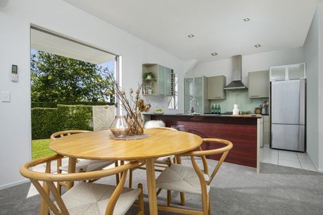 Photo of property in 12/40 Scarlet Oak Drive, Schnapper Rock, Auckland, 0632