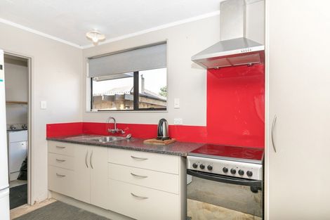 Photo of property in 47b Paul Crescent, Fairfield, Hamilton, 3214