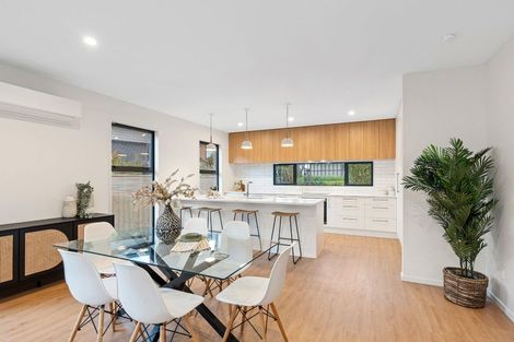 Photo of property in 16 Soleares Avenue, Mount Pleasant, Christchurch, 8081