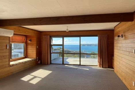 Photo of property in 21 Melandra Road, Stanmore Bay, Whangaparaoa, 0932