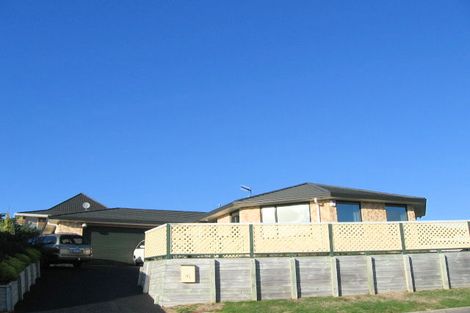 Photo of property in 97 Realm Drive, Paraparaumu, 5032