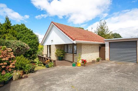 Photo of property in 2/42 Minerva Terrace, Cockle Bay, Auckland, 2014