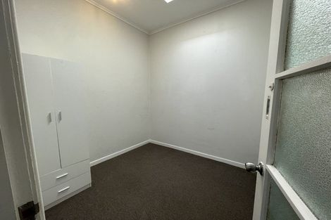 Photo of property in 10 Royal Street, Berhampore, Wellington, 6023