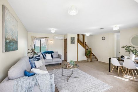 Photo of property in 9/17 Randwick Crescent, Moera, Lower Hutt, 5010