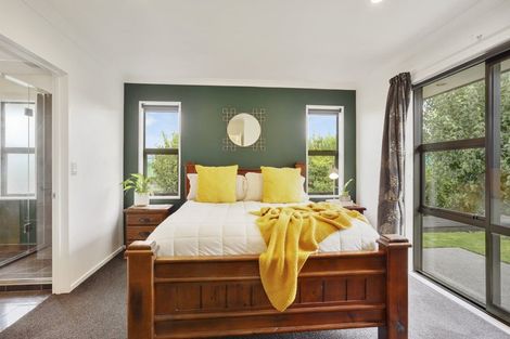 Photo of property in 13 Lancewood Way, Rangiora, 7400