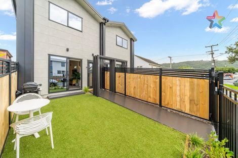 Photo of property in 2/11 Macky Street, Taita, Lower Hutt, 5011