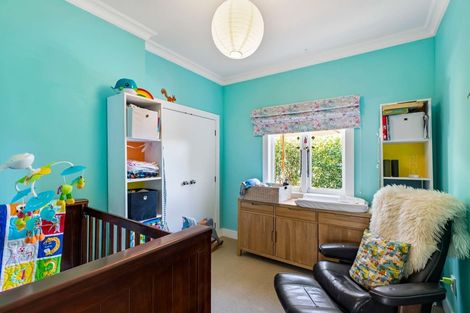 Photo of property in 1a Sherwood Avenue, Te Atatu South, Auckland, 0610