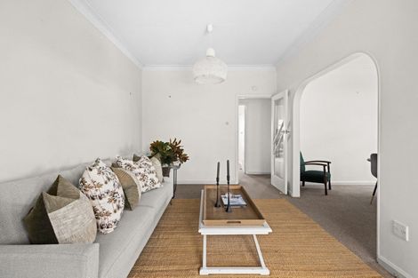 Photo of property in 23b Chambers Street, Havelock North, 4130