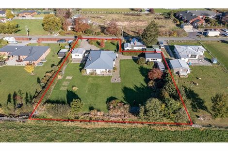 Photo of property in 4 Queen Street, Oxford, 7430