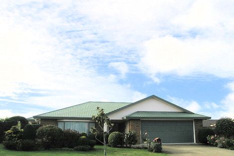 Photo of property in 6 Mistral Place, Paraparaumu Beach, Paraparaumu, 5032