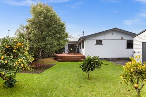 Photo of property in 8 Elizabeth Place, Clive, 4102