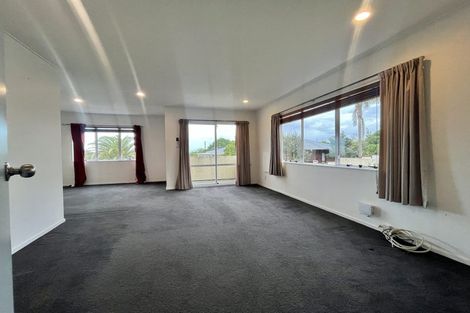 Photo of property in 103b Redoubt Road, Goodwood Heights, Auckland, 2105
