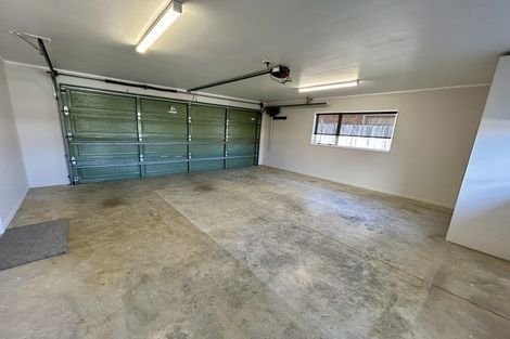 Photo of property in 2/48 Seabrook Avenue, New Lynn, Auckland, 0600