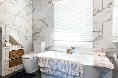 Photo of property in 16 Bank Street, Springlands, Blenheim, 7201