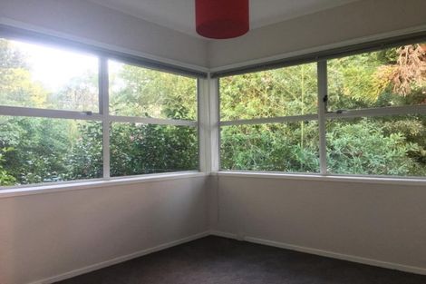 Photo of property in 25 Walnut Lane, Browns Bay, Auckland, 0630