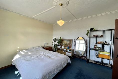 Photo of property in 94 Sutherland Road, Melrose, Wellington, 6023